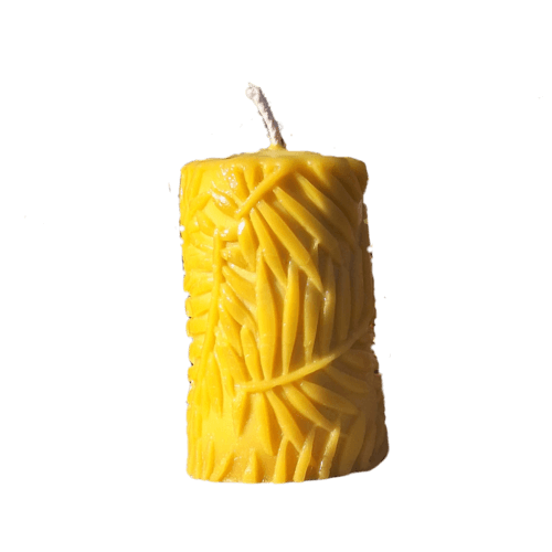 Mesilasvahast küünal lehemustriga